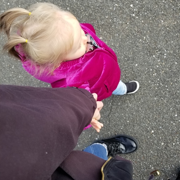 Meet your Posher, Carlie - Picture 1 of 1